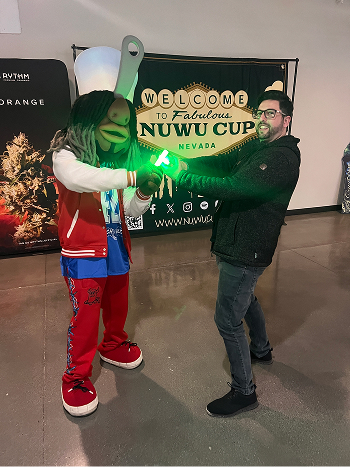 MJBizCon afterparty with Litsaber